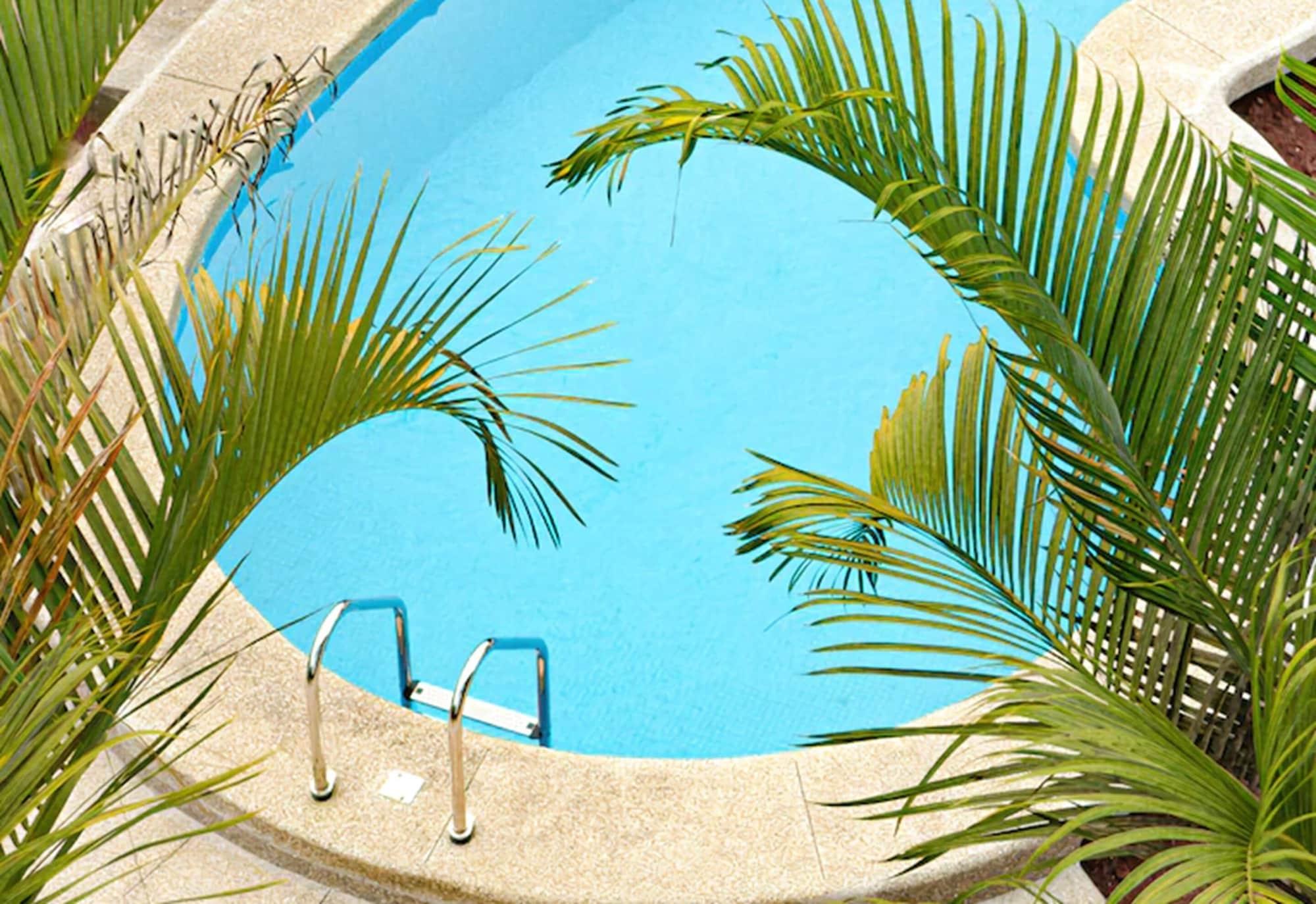 Hotel Twin Galapagos Пуэрто-Айора Экстерьер фото