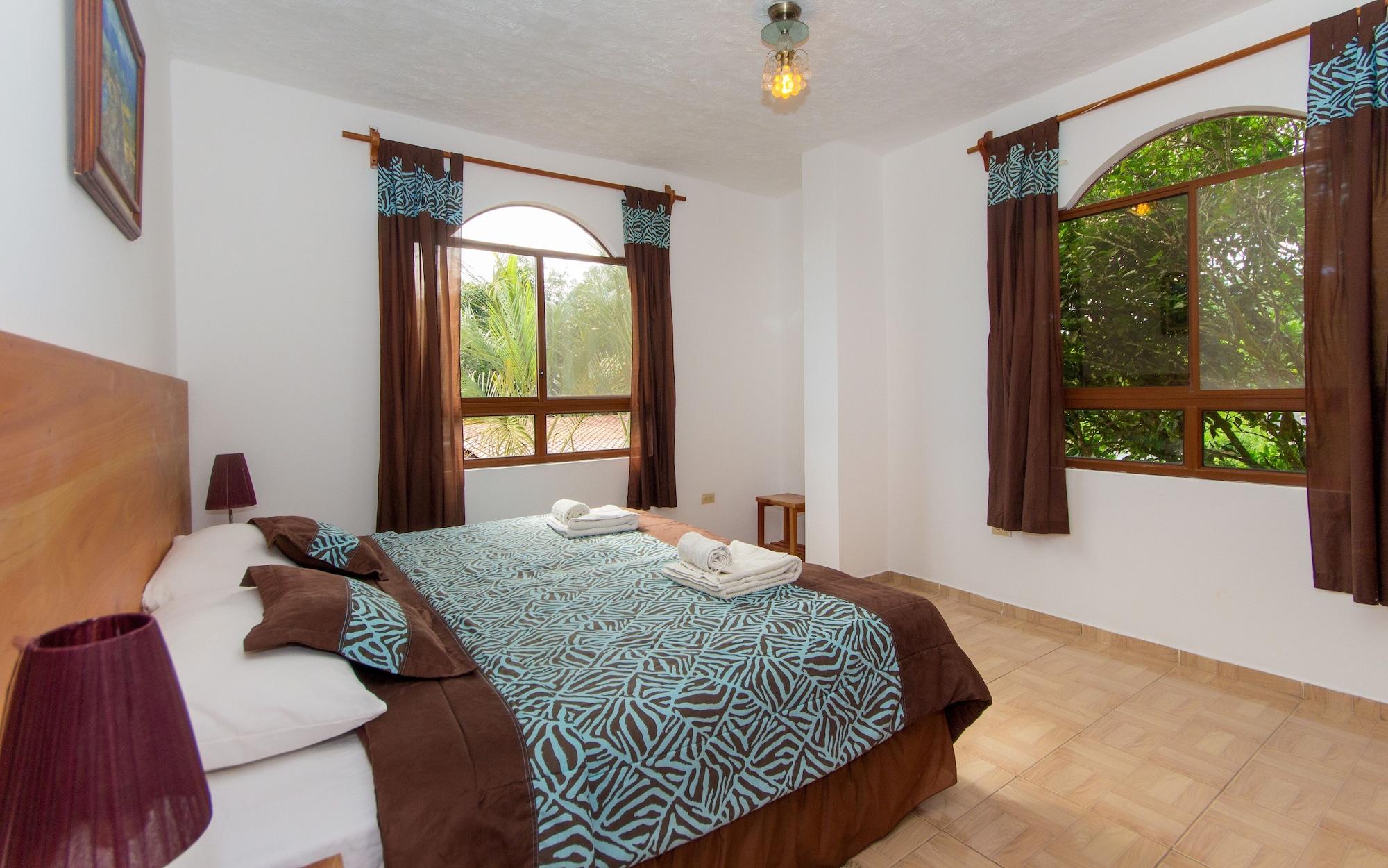 Hotel Twin Galapagos Пуэрто-Айора Экстерьер фото