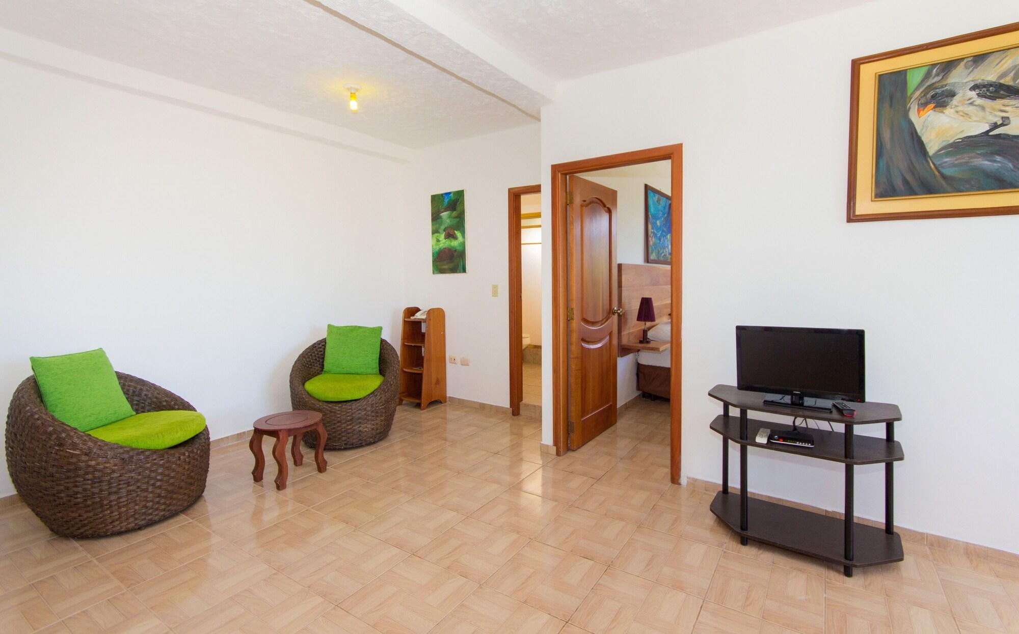 Hotel Twin Galapagos Пуэрто-Айора Экстерьер фото