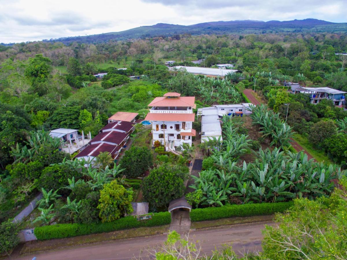 Hotel Twin Galapagos Пуэрто-Айора Экстерьер фото