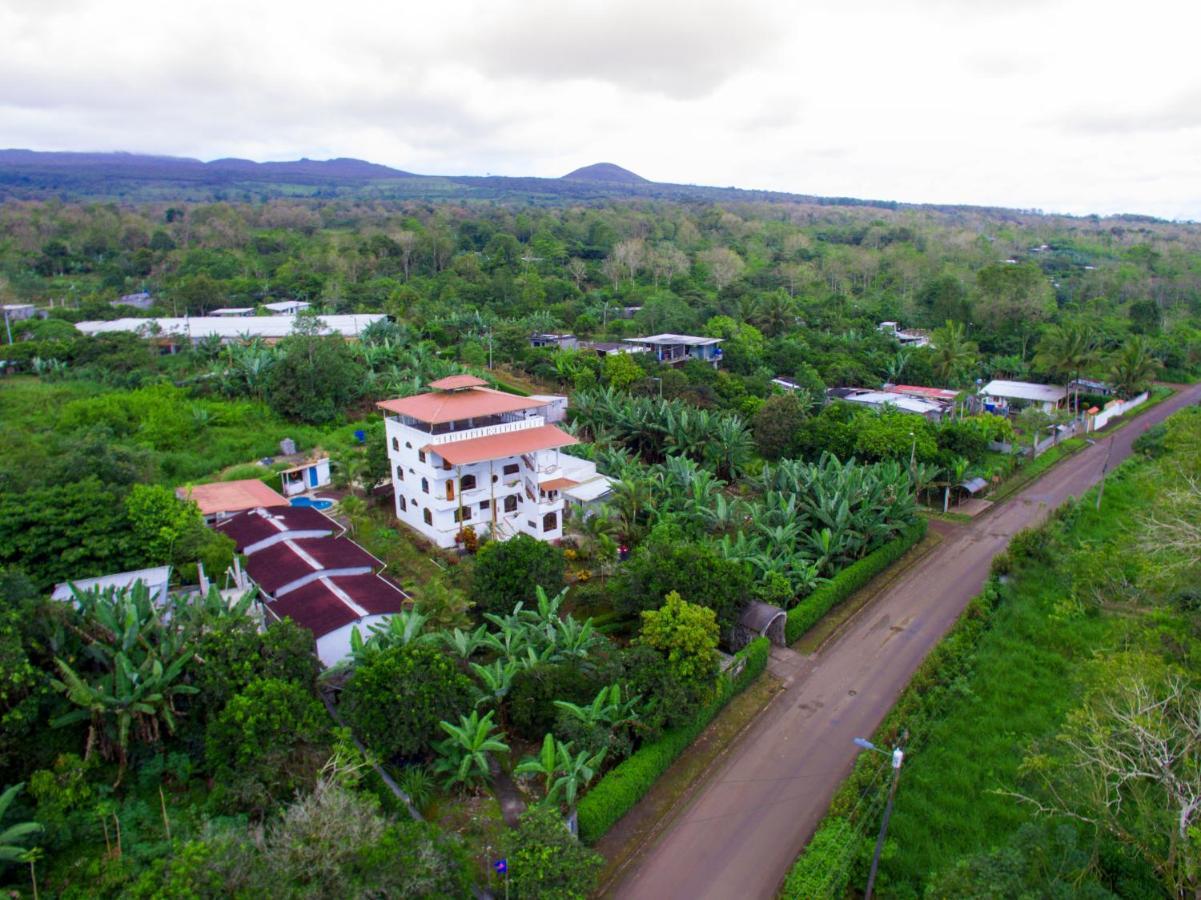 Hotel Twin Galapagos Пуэрто-Айора Экстерьер фото